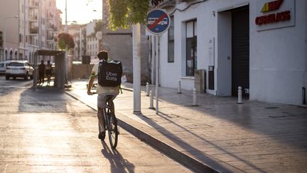 Livreurs à vélo : à bout de course