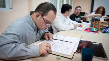  (Grâce aux progrès de la médecine, l'espérance de vie des personnes trisomiques dépasse désormais les 55 ans. © MaxPPP)