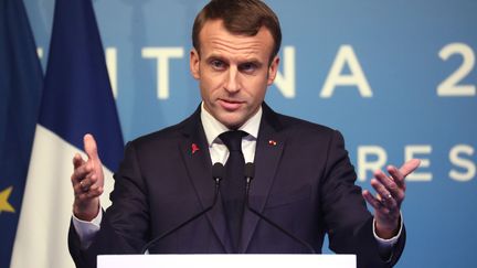 Le président de la République Emmanuel Macron s'est exprimé sur les manifestations des "gilets jaunes" depuis l'Argentine ou se tient le G20, le 1er décembre 2018. (LUDOVIC MARIN / AFP)