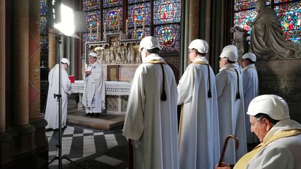 Notre-Dame : une messe symbolique organisée deux mois après l'incendie