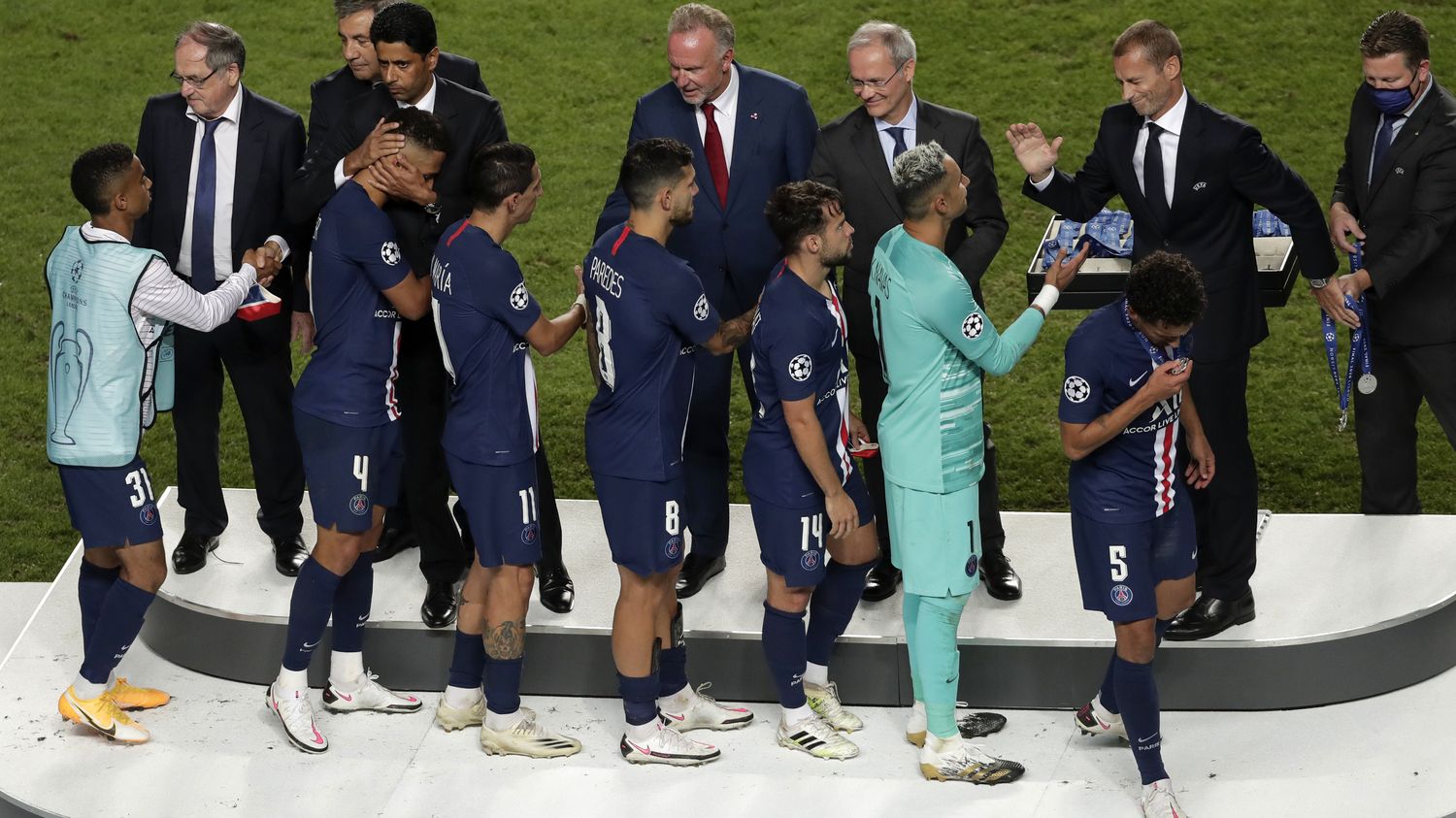 PSG  Bayern Munich  Paris déçu mais pas abattu après sa défaite en finale