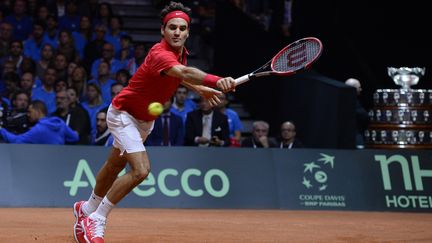 Le joueur suisse Roger Federer, lors de la Coupe Davis, &agrave; Lille (Nord), le 23 novembre 2014. (JULIEN CROSNIER / DPPI MEDIA / AFP)