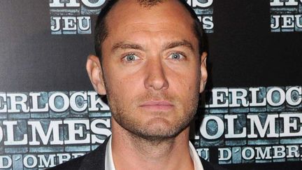 OMG! Jude Law est chauve! Enfin c'est pour tr&egrave;s bient&ocirc;t... (BENAROCH / SIPA)