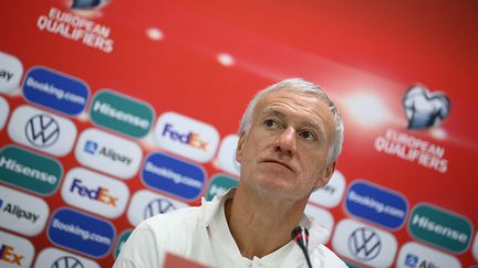 Le sélectionneur de l'équipe de France, Didier Deschamps, lors d'une conférence de presse à l'Astana Arena, à Noursoultan (Kazakhstan), le 27 mars 2021. (FRANCK FIFE / AFP)