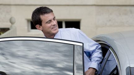 Manuel Valls quitte l'Elys&eacute;e, le 17 septembre 2014, &agrave; Paris. (ALAIN JOCARD / AFP)