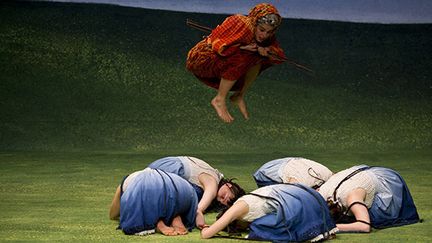 "Le Sacre du Printemps" par Dominique Brun au Festival International de la danse contemporaine à Toulouse
 (Marc Domage)