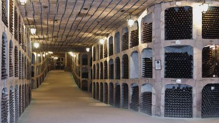 La plus grande cave à vin du monde, à Milestii Mici. Construite en 1969, elle s'étend sur 200 km de tunnels, dont seulement 55 sont actuellement utilisés. (Domaine Public)