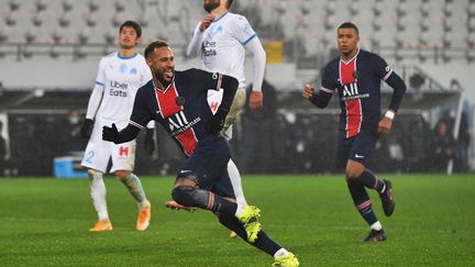 Neymar a chambré les Marseillais après avoir inscrit le but victorieux sur penalty (DENIS CHARLET / AFP)