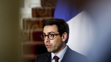 Le ministre des Affiares étrangères, Stéphane Séjourné, tente de désamorcer le risque d'escalade dans la région, en lien avec ses homologues notamment jordaniens et égyptiens. (KHALED DESOUKI / AFP)