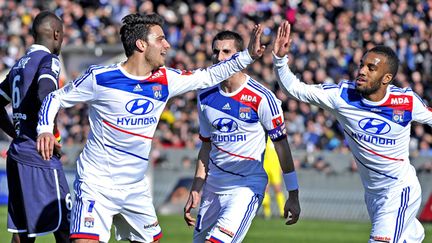 Grenier célèbre son but avec Lacazette (GUIOCHON STEPHANE / MAXPPP)