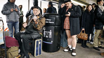 A New York, ils &eacute;taient cette ann&eacute;e plus de 4.000 &agrave; se balader jambes &agrave; l&rsquo;air par z&eacute;ro degr&eacute; Celsius. (ANTHONY BEHAR / SIPA)