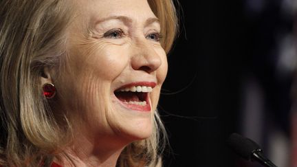 L'ancienne secr&eacute;taire d'Etat am&eacute;ricaine Hillary Clinton fait un discours lors d'une c&eacute;r&eacute;monie en son honneur, au Pentagone, &agrave; Washington (Etats-Unis), le 24 f&eacute;vrier 2013. (JACQUELYN MARTIN / AP / SIPA)