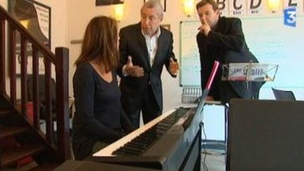 Méthode Poisson : comment apprendre à jouer du piano en 24h
 (Culturebox)