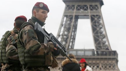 La tour Eiffel fermée pour cause de pickpockets