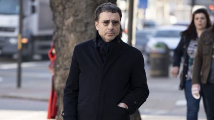 L'homme d'affaires franco-algérien Alexandre Djouhri arrive au tribunal de Westminster, le 26 février 2019 à Londres (Royaume-Uni).&nbsp; (NIKLAS HALLE'N / AFP)