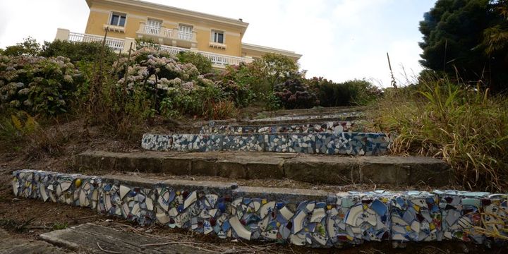 Mosaïques en contrebas de la villa le Caruhel (13 septembre 2013)
 (Damien Meyer / AFP)