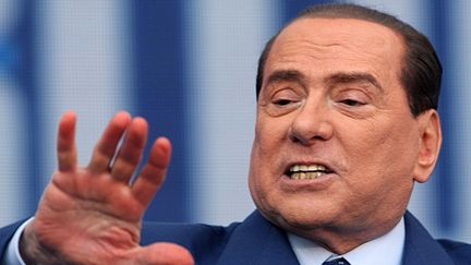 Silvio Berlusconi, lors d'un meeting &agrave; Bari (Italie), le 13 avril 2013. ( AFP )