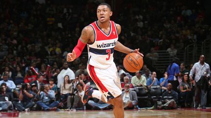 Les Wizards devront se passer de Bradley Beal pendant quelques semaines (NED DISHMAN / NBAE / GETTY IMAGES)