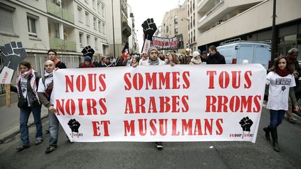 Marche pour l'égalité et contre le racisme à Paris, trente ans après la marche des Beurs, le 7 décembre 2013. (MAXPPP)