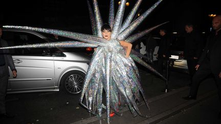 Lady Gaga arrive &agrave; la discoth&egrave;que VIP Room, apr&egrave;s son concert &agrave; Paris, le 24 novembre 2014. (CAU ANTOINE/SIPA)