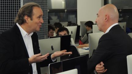 Xavier Niel, vice-pr&eacute;sident du groupe Iliad et Fran&ccedil;ois Lenglet. Paris novembre 2014. ( FRANCE 2 / FRANCE TV INFO )