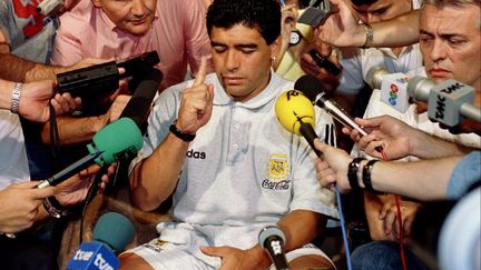 Le joueur argentin Diego Maradona, dernier joueur contr&ocirc;l&eacute; positif lors d'une Coupe du monde, le 30 juin 1994 &agrave; Dallas (Etats-Unis). (REUTERS )