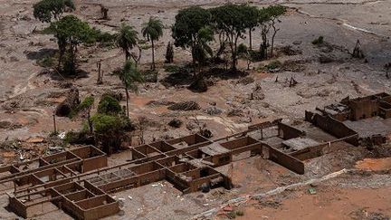 Les ruines de l'école municipale de Bento Rodrigues rasée par la vague de boue du 5 novembre 2015. (Reuters/Ricardo Moraess)