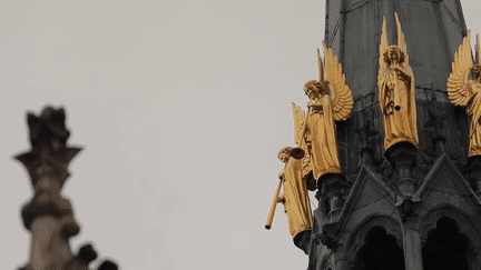 Basilique de Nantes : les originaux de 8 anges d'or retrouvés (FRANCE 2)