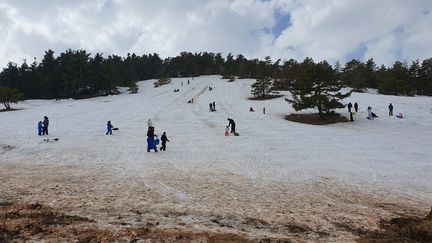 À la station de&nbsp;Gréolières-les-Neiges&nbsp;dans les Alpes-Maritimes, le 27 février 2021. (MAUREEN SUIGNARD / RADIO FRANCE)