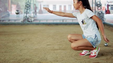 Une jeune joueuse chinoise s'entraîne à Hebi (RAPHAËL GUILLET)