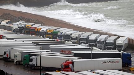 Royaume-Uni : la Manche infranchissable à cause de la fermeture des frontières