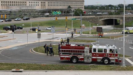 Les secours arrivent au Pentagone à Arlington (Virginie, Etats-Unis), le 3 août 2021, après qu'un policier a été tué. (CHIP SOMODEVILLA / GETTY IMAGES NORTH AMERICA)