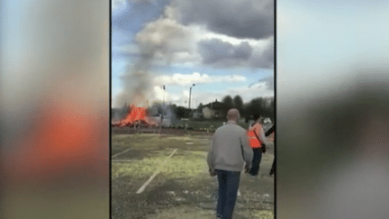 Capture d'écran du sujet de France 2, diffusé le 1er avril 2017, après l'explosion accidentelle qui a blessé plusieurs personnes lors du carnaval de Villepinte (Seine-Saint-Denis).&nbsp; (FRANCE 2)