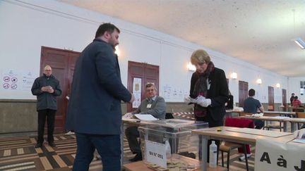 Présidentielle : les candidats discutent de l’organisation de l’élection