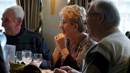 Des restaurants pour seniors sont présents dans plusieurs villes de France comme à Toulouse, Lyon, Annecy, Nanterre ou encore Paris. (photo d'illustration) (THIERRY SUZAN / MAXPPP)