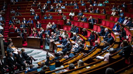 Vue de l'hémicycle pendant le discours d'Elisabeth Borne la 1ère ministre le 2 mai 2023 (XOSE BOUZAS / HANS LUCAS)