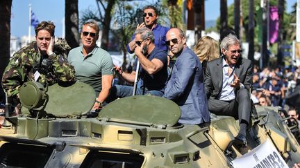 Dolph Lundgren, Mel Gibson, Sylvester Stallone, Jason Statham et Harrison Ford paradent pour la promo de "Expendables 3".
 (ZIHNIOGLU KAMIL/SIPA)