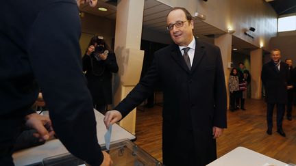 VIDEO. Régionales : Hollande, Sarkozy et Valls ont voté