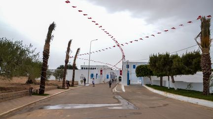 La synagogue de La Ghriba, sur l'île tunisienne de Djerba, le 8 mai 2023. (HASAN MRAD / DEFODI IMAGES / GETTY IMAGES)