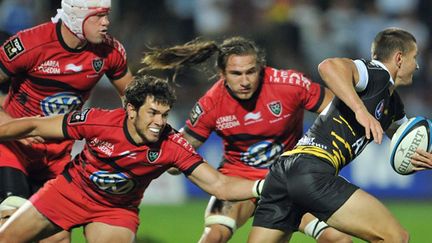 Vincent Martin devant Pierrick Gunther sous le maillot du RCT