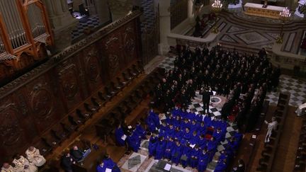 Notre-Dame de Paris : le chœur des compagnons à l’honneur lors d’une messe particulière à la cathédrale