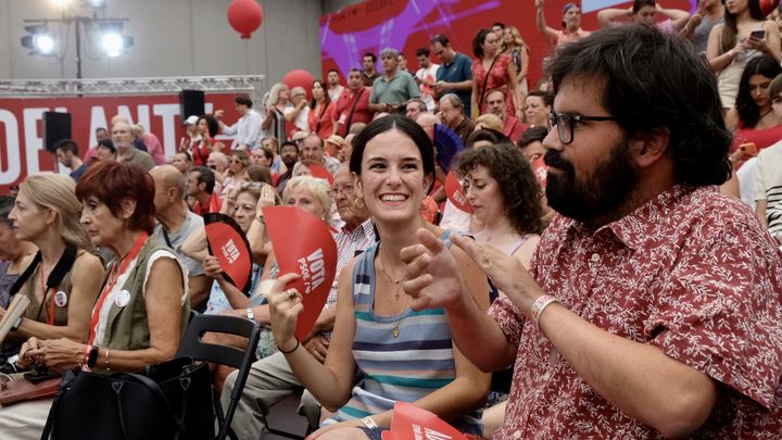 Près de 4 000 personnes étaient présentes au meeting de Pedro Sanchez, à Madrid, le 21 juillet 2023, à deux jours du vote pour les élections législatives anticipées. (franceinfo)