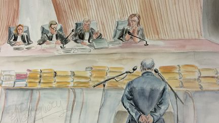 Croquis de Ren&eacute; Kojfer, au tribunal correctionnel de Lille (Nord). (ELISABETH DE POURQUERY / FRANCETV INFO)