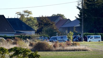 Les recherches se poursuivent, jeudi 27 septembre, à Saint-Cyr-les-Colons (Yonne) pour&nbsp;retrouver le corps de Marie-Angèle Domece. (JEREMIE FULLERINGER / MAXPPP)