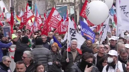 Les syndicats appellent les Français à une mobilisation massive contre la réforme des retraites le 7 mars prochain. (FRANCEINFO)