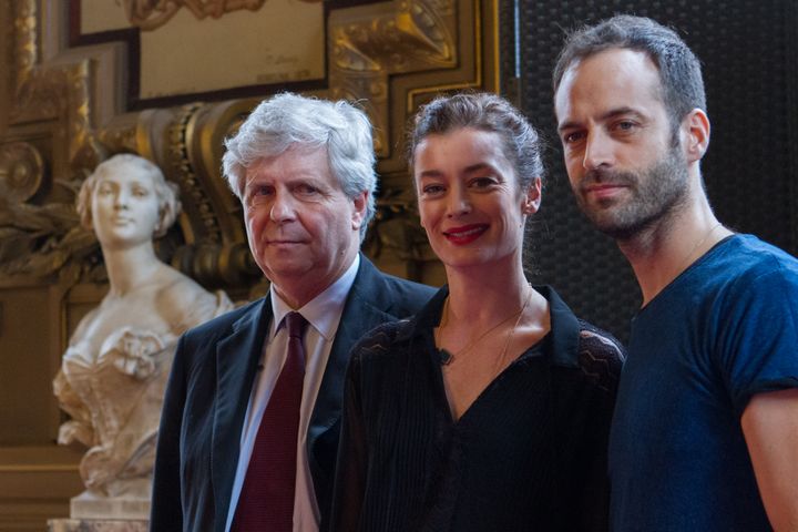 Stéphane Lissner, Aurélie Dupont et Benjamin Millepied donnent une conférence de presse au Palais Garnier (Paris), le 4 février 2016, pour annoncer le changement à la tête du ballet. (CHRISTOPHE BONNET / CROWDSPARK / AFP)