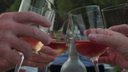 AOP d'exception : le rosé, un vin synonyme d'été