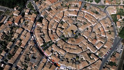 La d&eacute;couverte a &eacute;t&eacute; faite dans une maison de village &agrave; Bram (Aude). (BERTRAND RIEGER / HEMIS.FR / AFP)