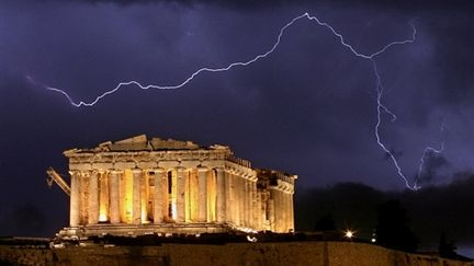 Athènes, en grande difficulté, va devoir faire de nombreuses réformes pour sortir de l'orage (AFP Photos)