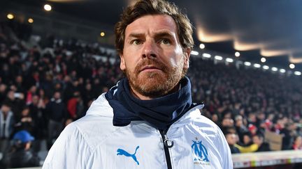 Malgré le départ d'Anodin Zubizarreta, André Villas-Boas est toujours l'entraîneur de l'Olympique de Marseille. (PASCAL GUYOT / AFP)